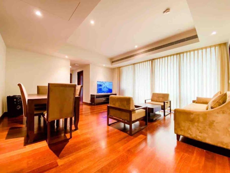 Brand New Water Front Luxury Cinnamon Suites Apartment In Heart Of Colombo City Eksteriør billede