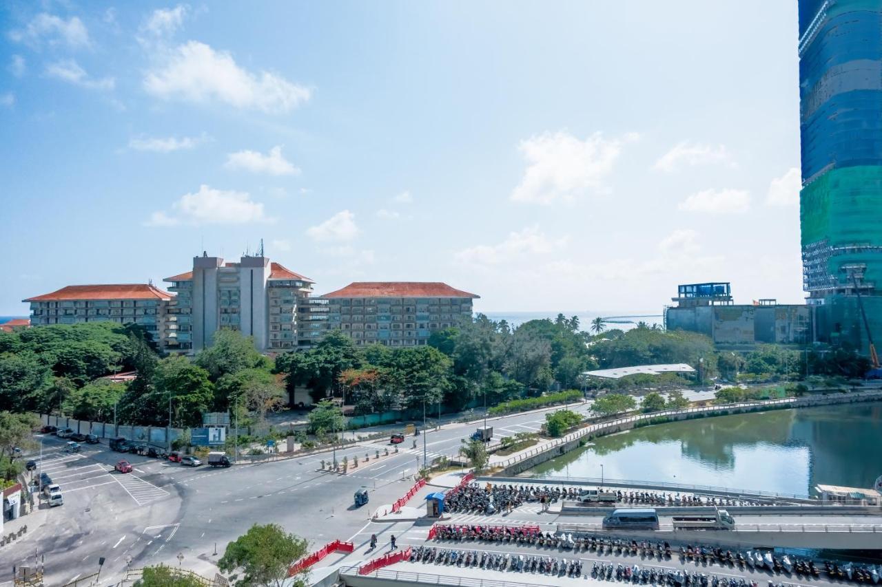 Brand New Water Front Luxury Cinnamon Suites Apartment In Heart Of Colombo City Eksteriør billede