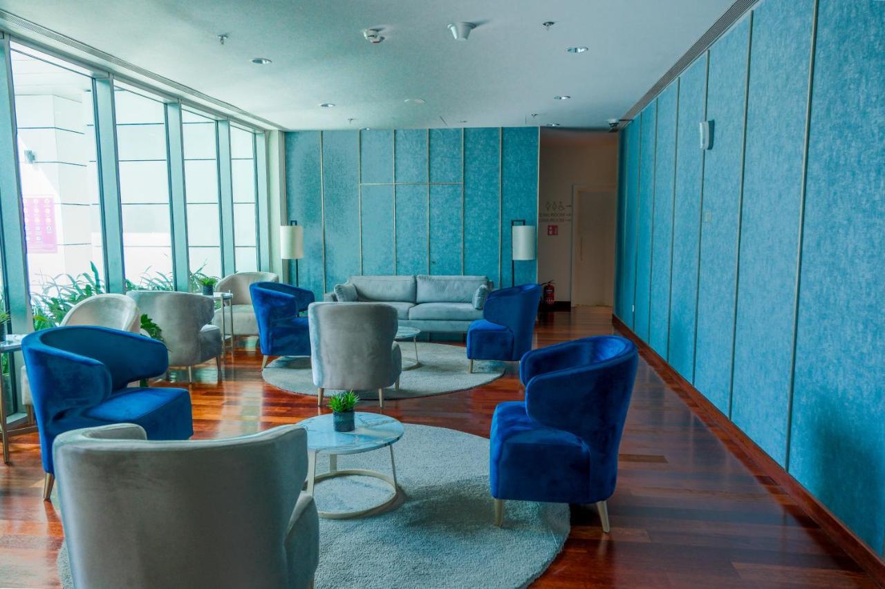 Brand New Water Front Luxury Cinnamon Suites Apartment In Heart Of Colombo City Eksteriør billede