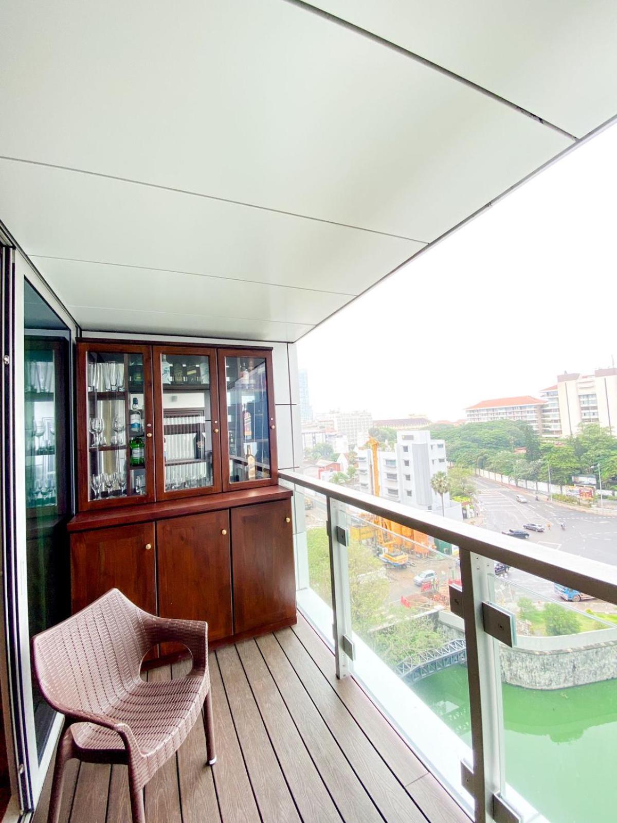 Brand New Water Front Luxury Cinnamon Suites Apartment In Heart Of Colombo City Eksteriør billede